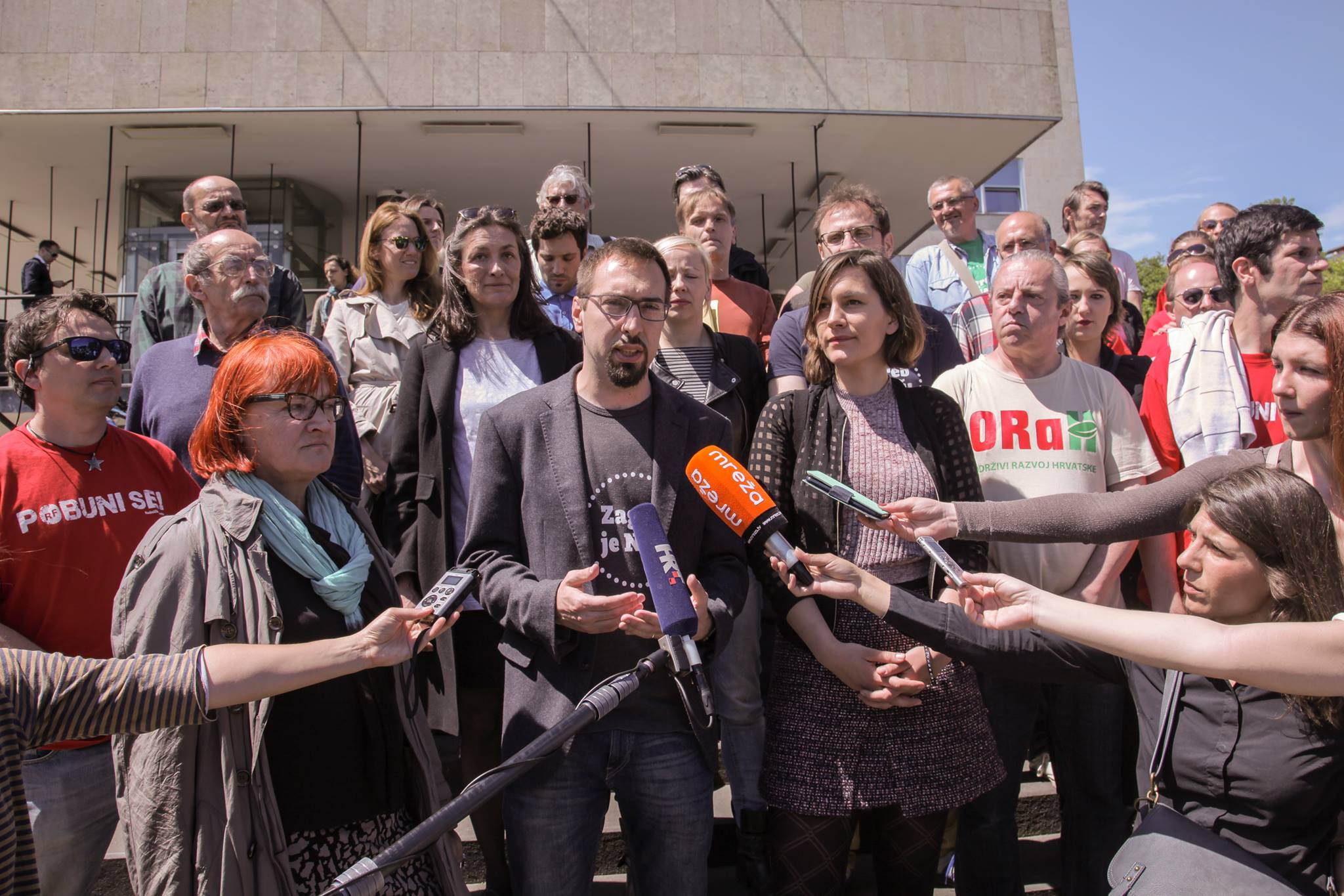 Predali smo zajedničku listu za Gradsku skupštinu koalicije Zagreb je naš! – Nova ljevica – ORaH – Radnička fronta – Za grad i prikupili dovoljan broj potpisa za kandidaturu za gradonačelnika