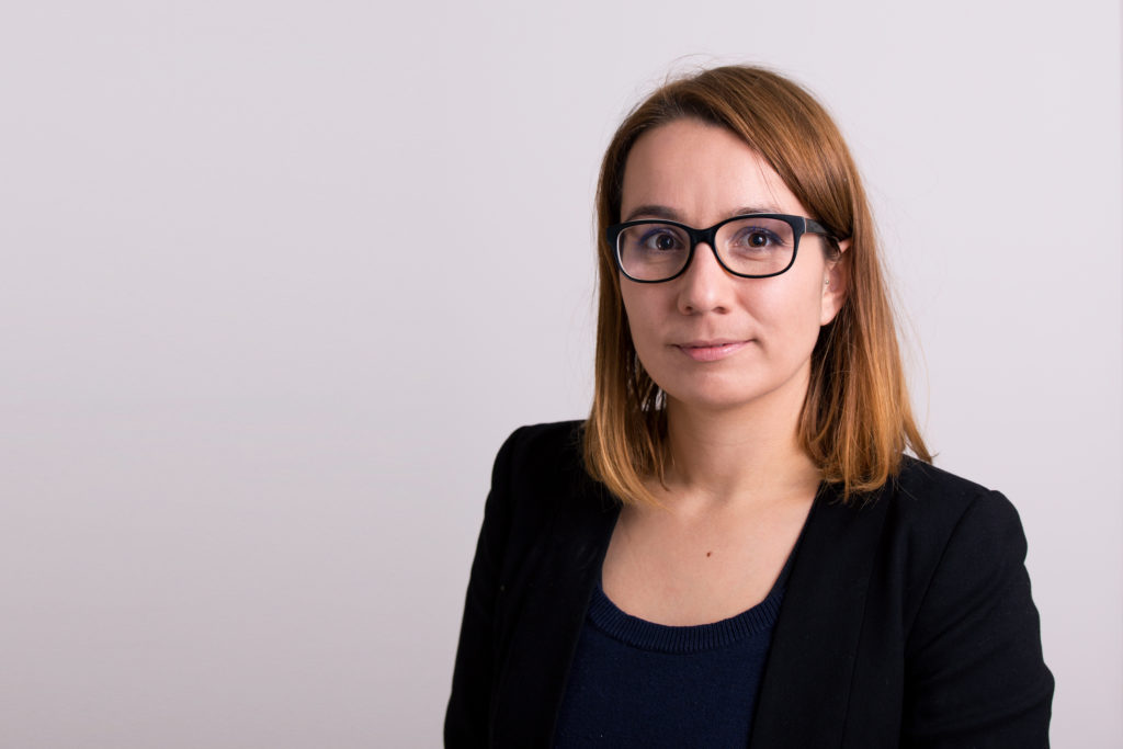 Politologinja Ria Bilić je predstavnica platforme Zagreb je naš! u Vijeću Mjesnog odbora Bartol Kašić od početka 2019 godine. Na tom mjestu zamijenila je izabranu predstavnicu Hanu Jušić koja je prešla u Vijeće gradske četvrti Črnomerec.