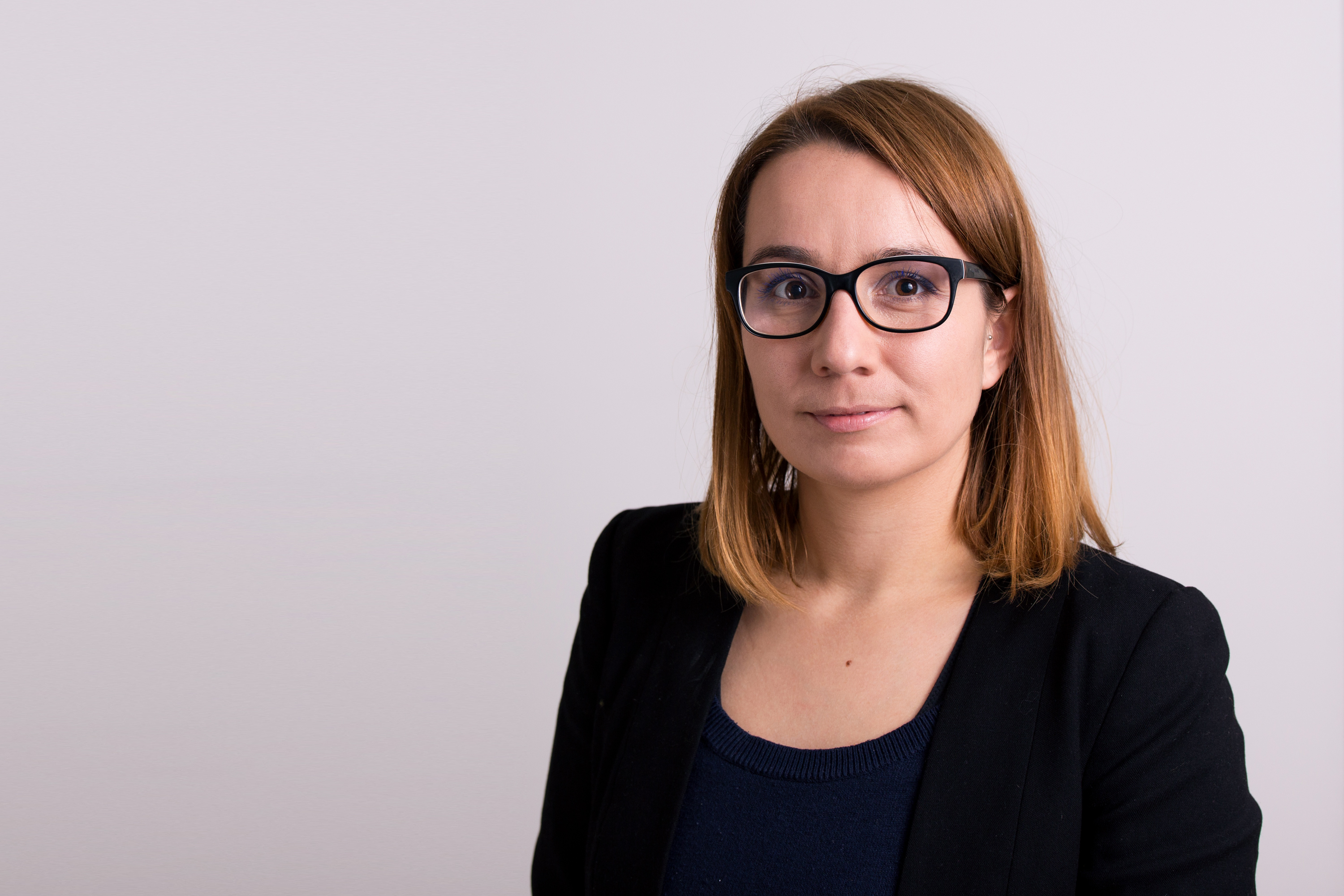 Kome treba prividna samouprava?