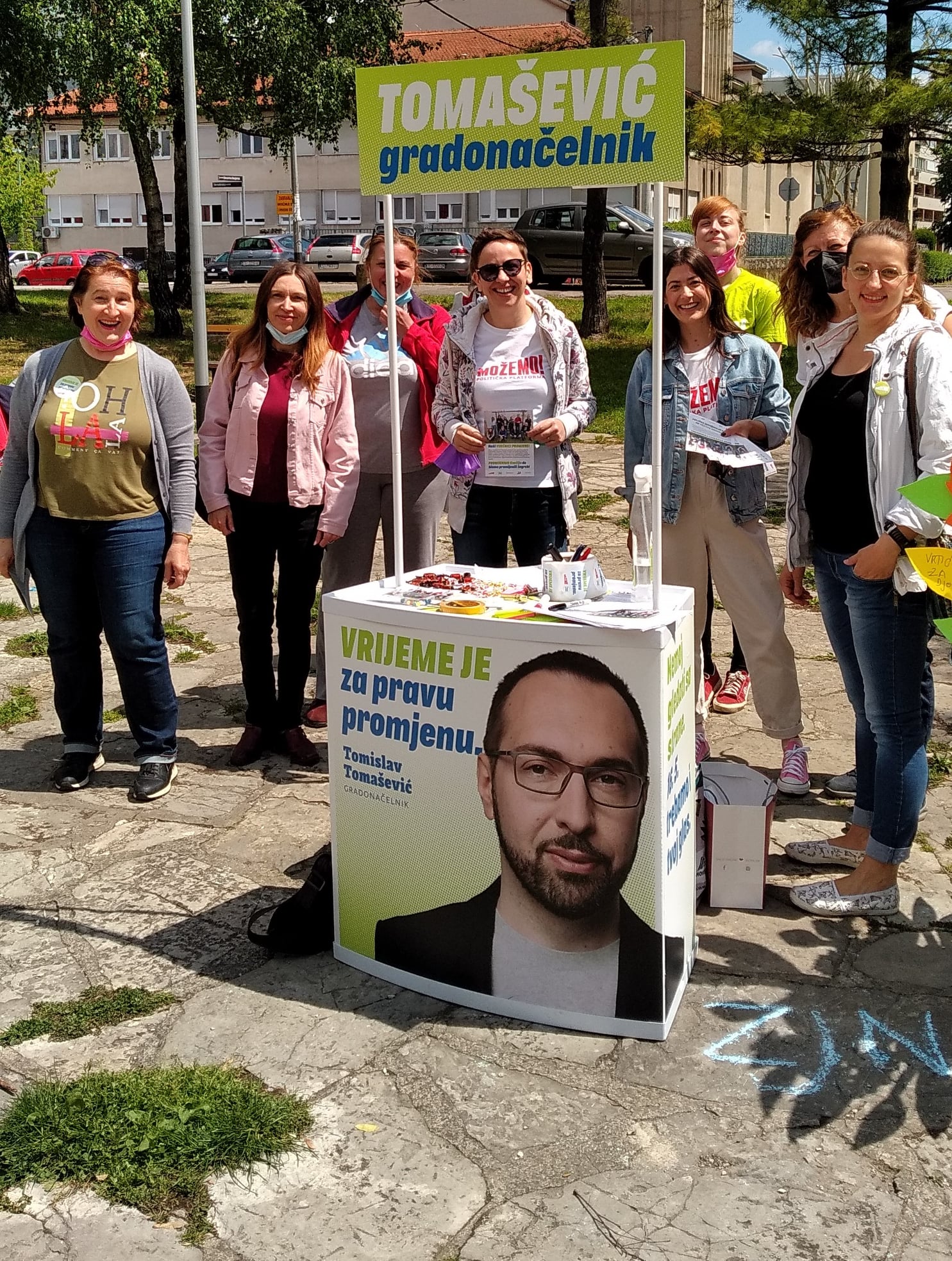 Druženje s građanima na Knežiji: Pozitiva u obranjenom parku